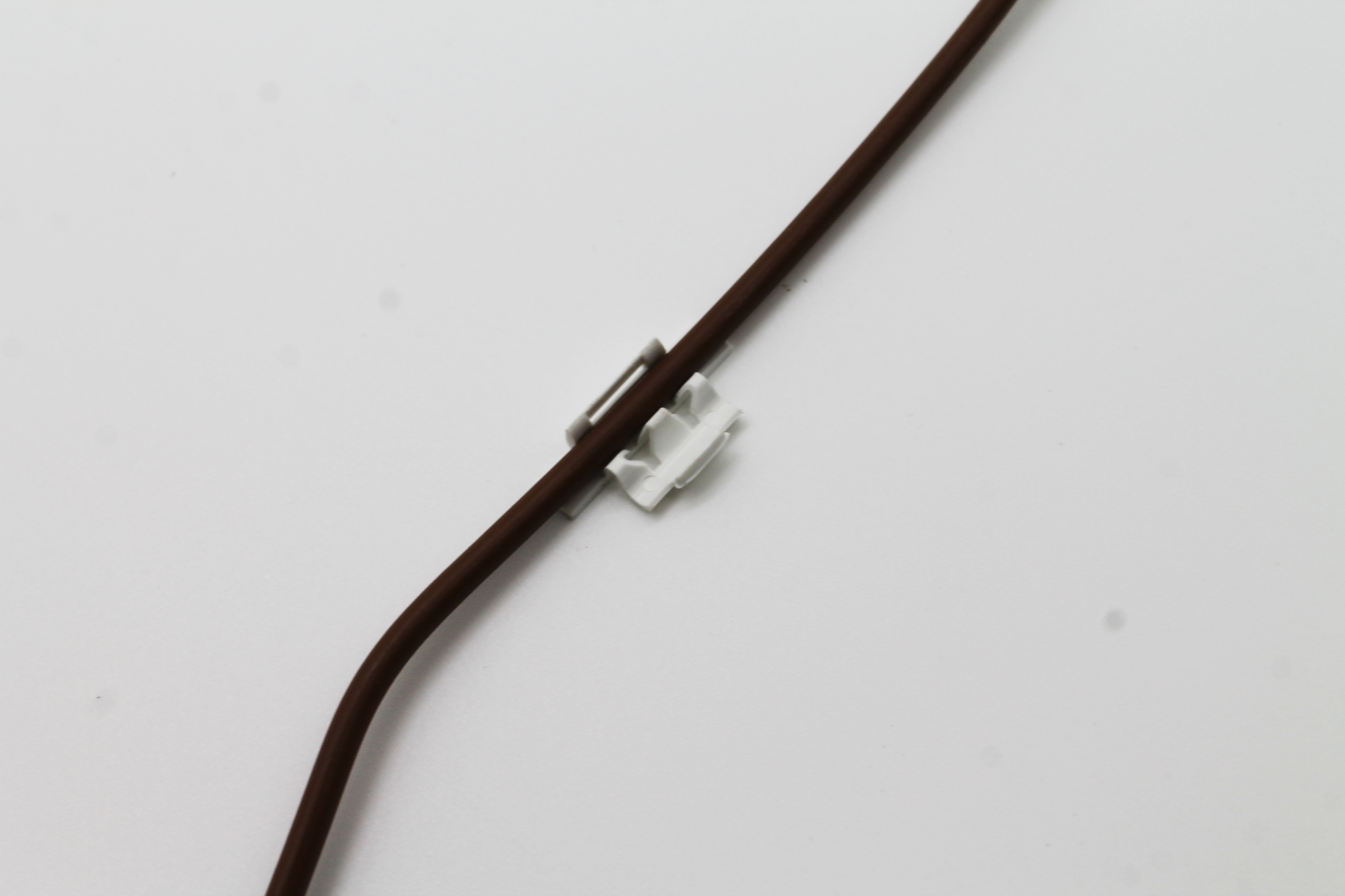 Aufrastbare Clip-Bauteilkennzeichnung SlimFix SFC