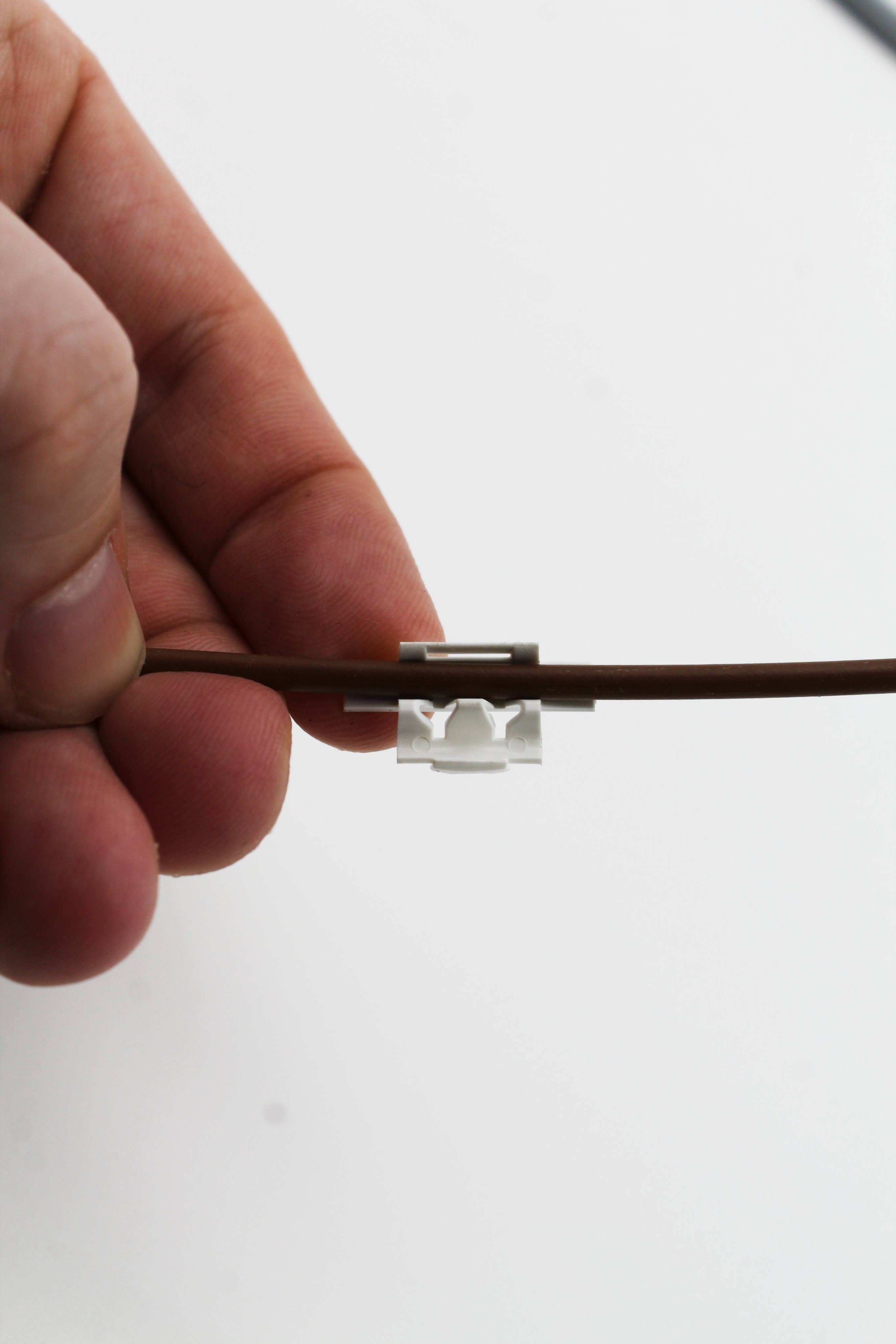 Aufrastbare Clip-Bauteilkennzeichnung SlimFix SFC