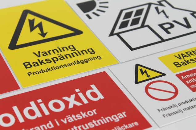 Bedruckte Kunststoffschilder für Industrie und Kennzeichnung