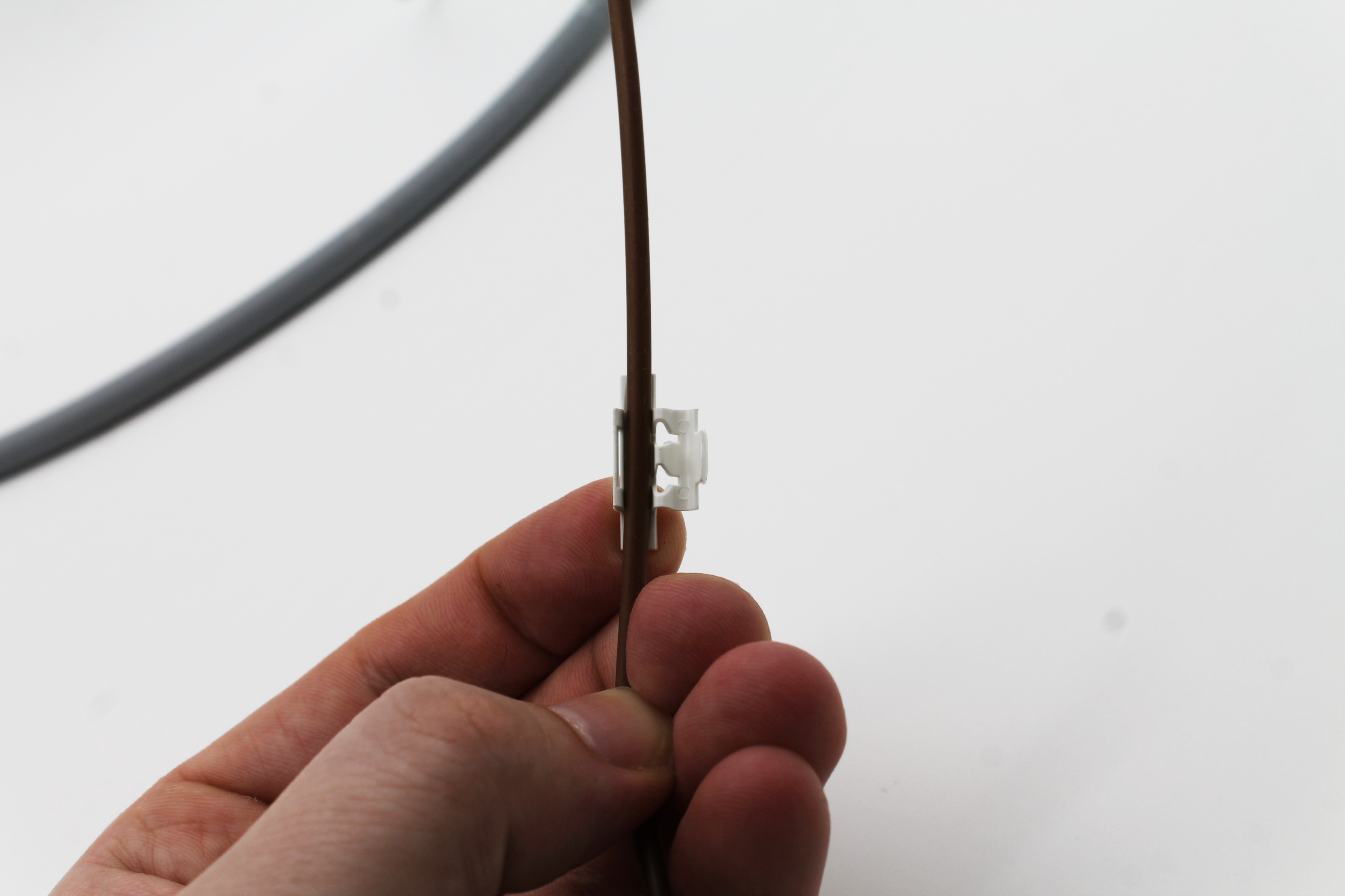 Aufrastbare Clip-Bauteilkennzeichnung SlimFix SFC